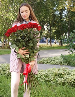 Букет из высоких роз